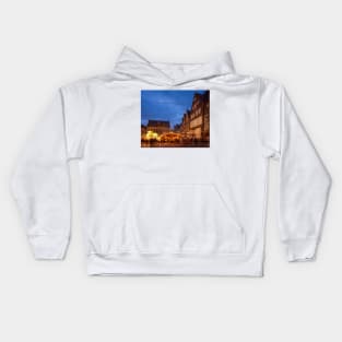 Christmas market, Bremen market square, Bremen, winter, dusk Kids Hoodie